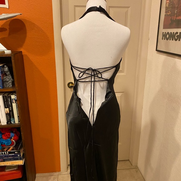 Old time feather trimmed long dress gown - Picture 5 of 8